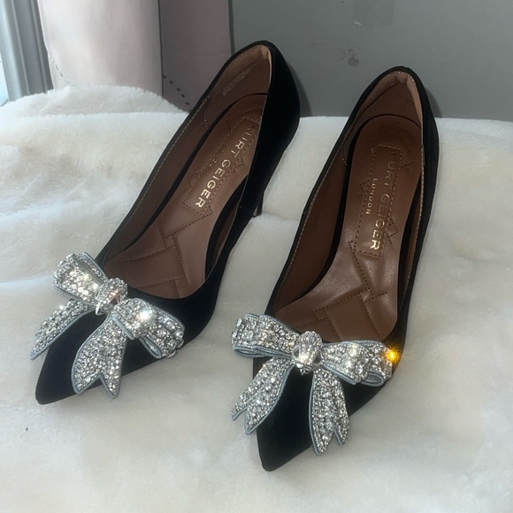 Kurt Geiger London Belgravia Bow Pumps Black - Picture 9 of 17